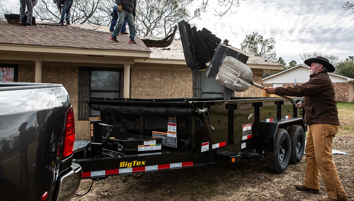 Big Tex 14′ Low Profile Dump w/4′ Solid Sides 14,000 GVWR 14LP-14BK6-P4 image 4