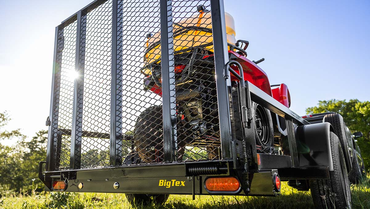 Big Tex 30SA 2,995# SA UTL 60″x8 4RG SPMT BLACK image 3