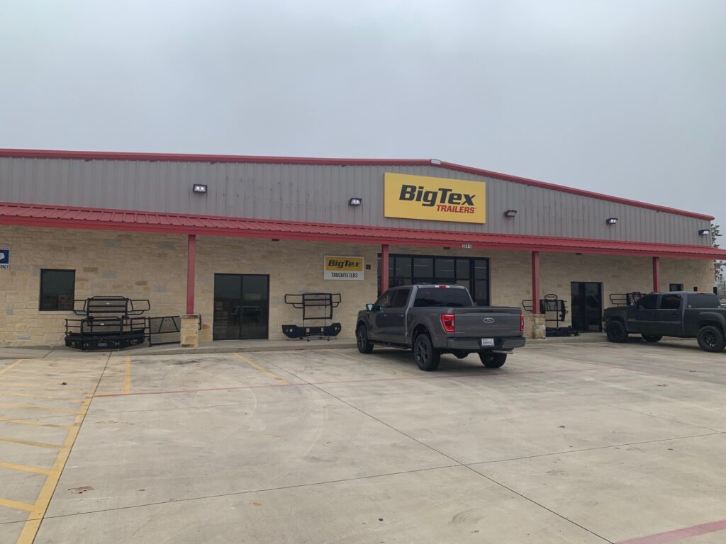 Big Tex Trailer World & Truckfitters San Antonio, TX Storefront