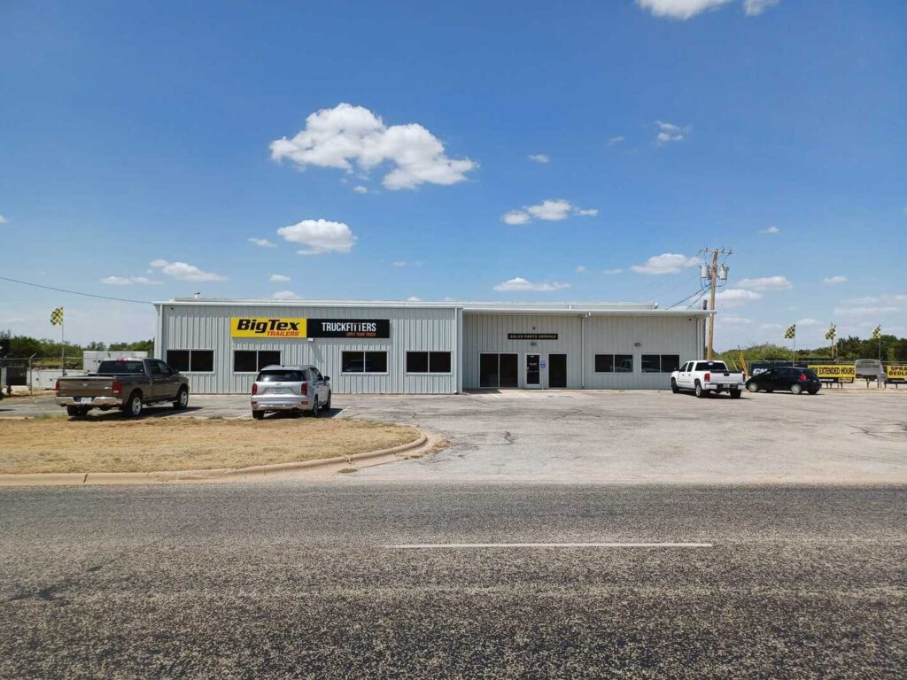 Big Tex Trailer World & Truckfitters Amarillo, TX Storefront