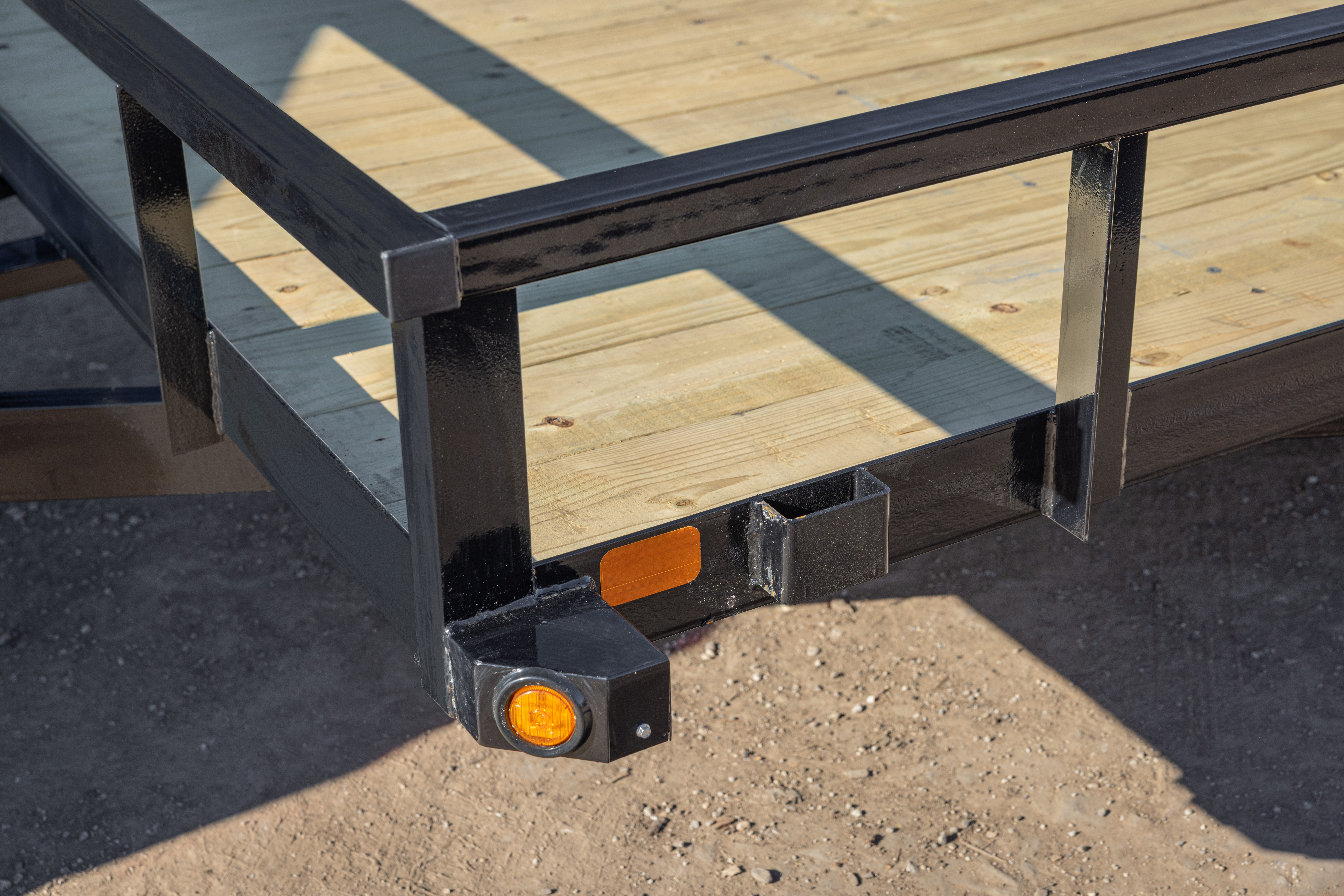 Big Tex 70PI 7K TAND SQ TU UTL 83″X20 BLK image 4