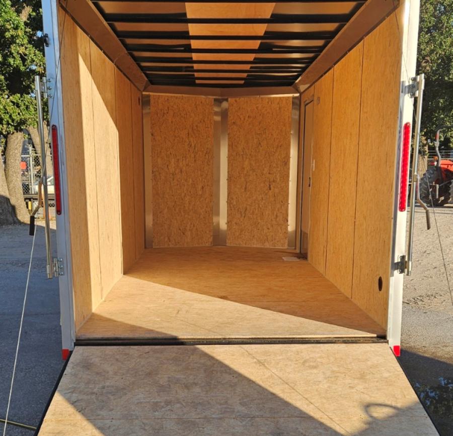 K841 7X16 OUTBACK DLX FLAT TOP VNOSE ENCLOSED CARGO 7K image 1