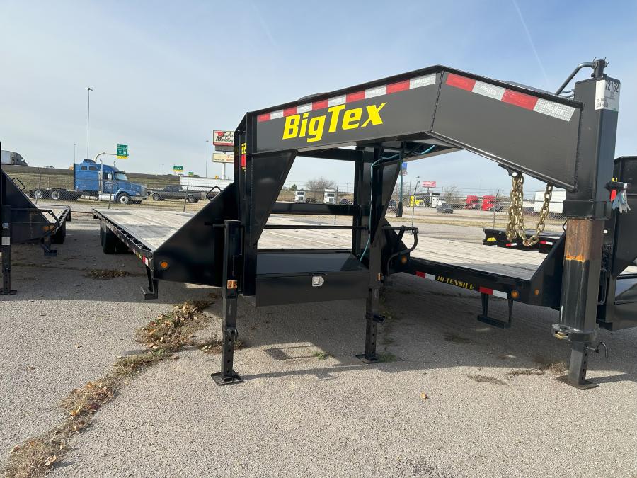 USED 2023 Big Tex 22GN Dual Tandem 10ks Gooseneck with spare tire.  102″x40′ Flat with 8′ Slide In Ramps image 1