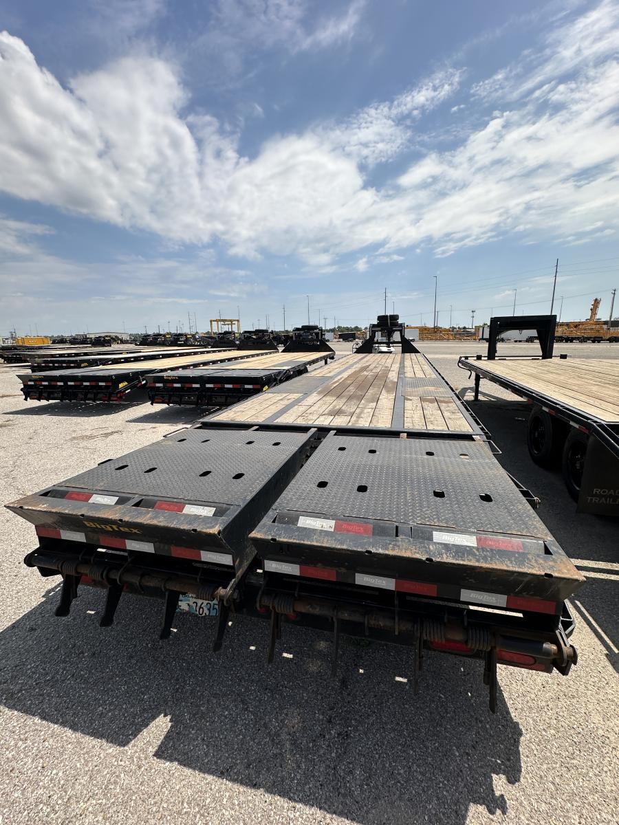 USED 2023 Big Tex 25GN-35+5 Mega Ramps Dual Tandem Gooseneck with 12ks and Spares, 16 ply tires image 4