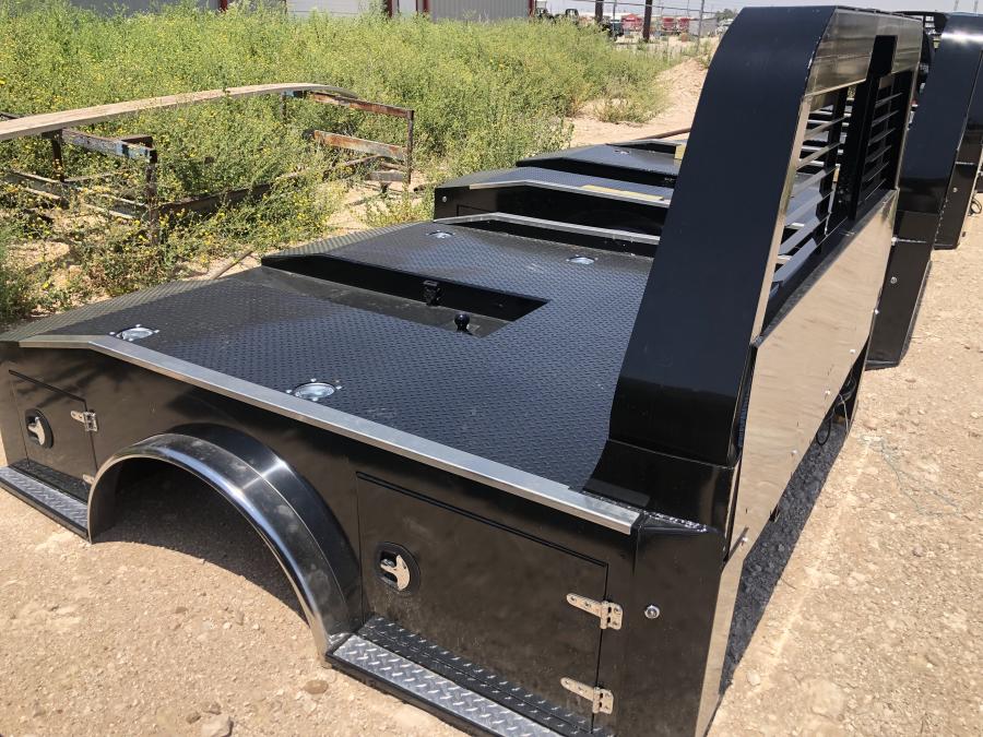 CM RD ONYX CAB CHASSIS94x94″ 60CA34FW DW 4BOX image 1